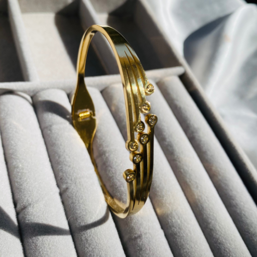 AD Statement Golden Bracelet