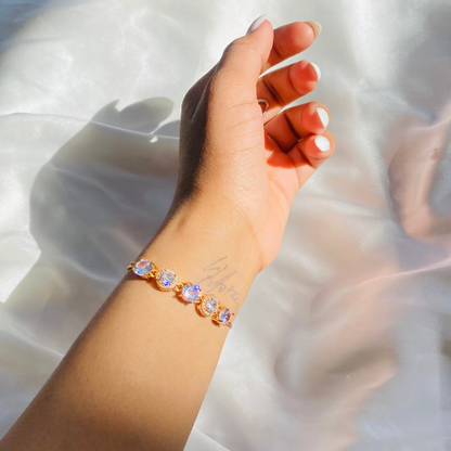 Round American Diamond Adjustable Bracelet