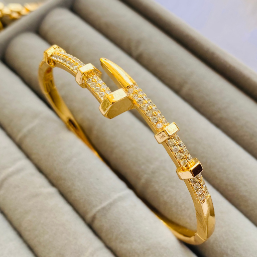 AD Studded Nail Cartier Bracelet