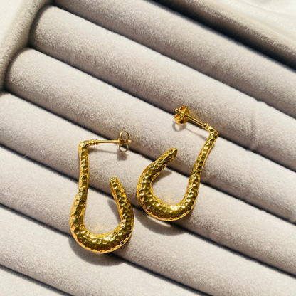 Golden Revolved Round Hoops