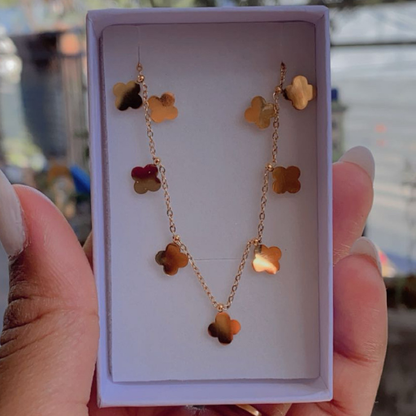 Minimal Clover Pendant Set