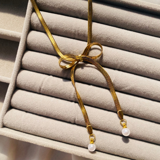 Bow with Pearl Snake Chain Pendant
