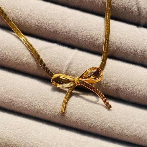Sleek Bow Snake Chain