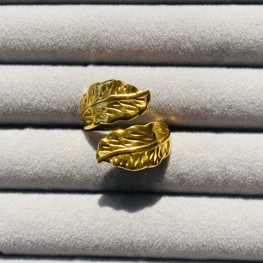 Leaf Statement Ring